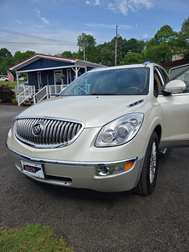 2011 Buick Enclave CXL-1's photo