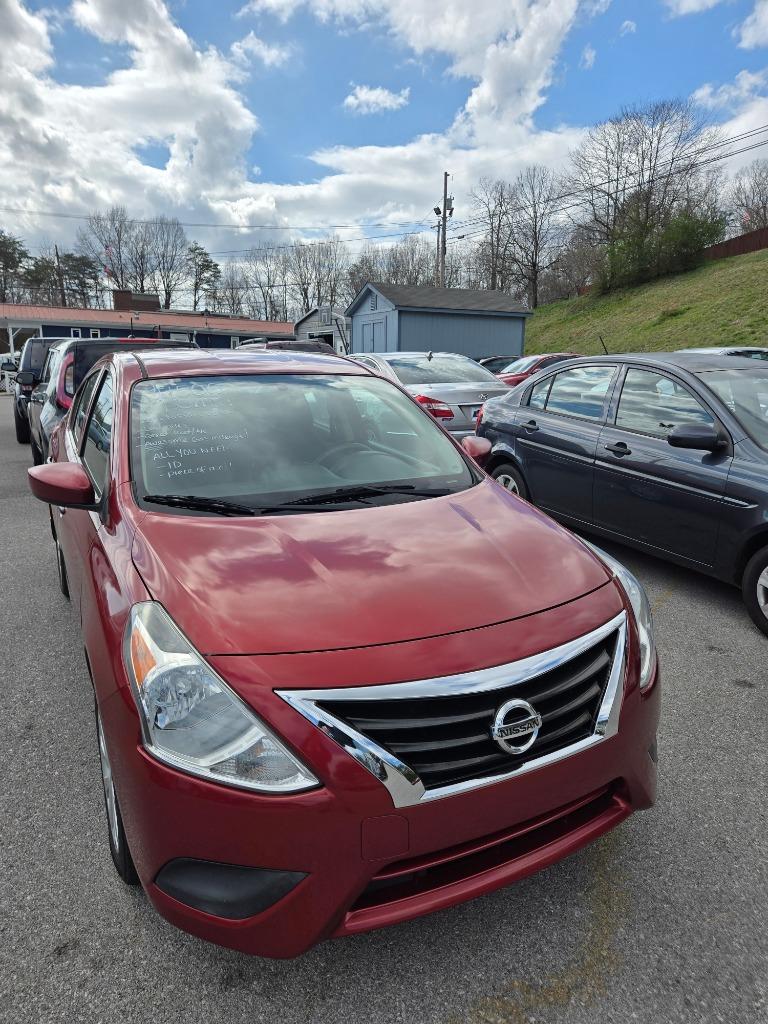 2016 Nissan Versa 1.6 S Plus CVT's photo