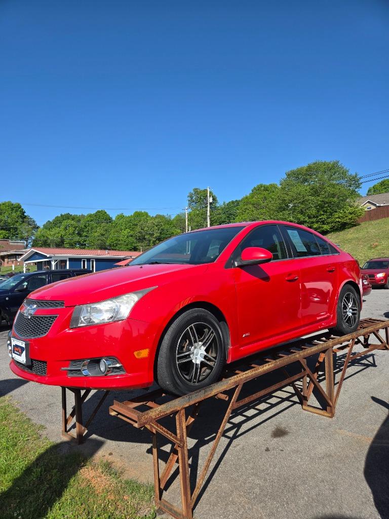 2012 Chevrolet Cruze 4-Door Sedan 1LT's photo